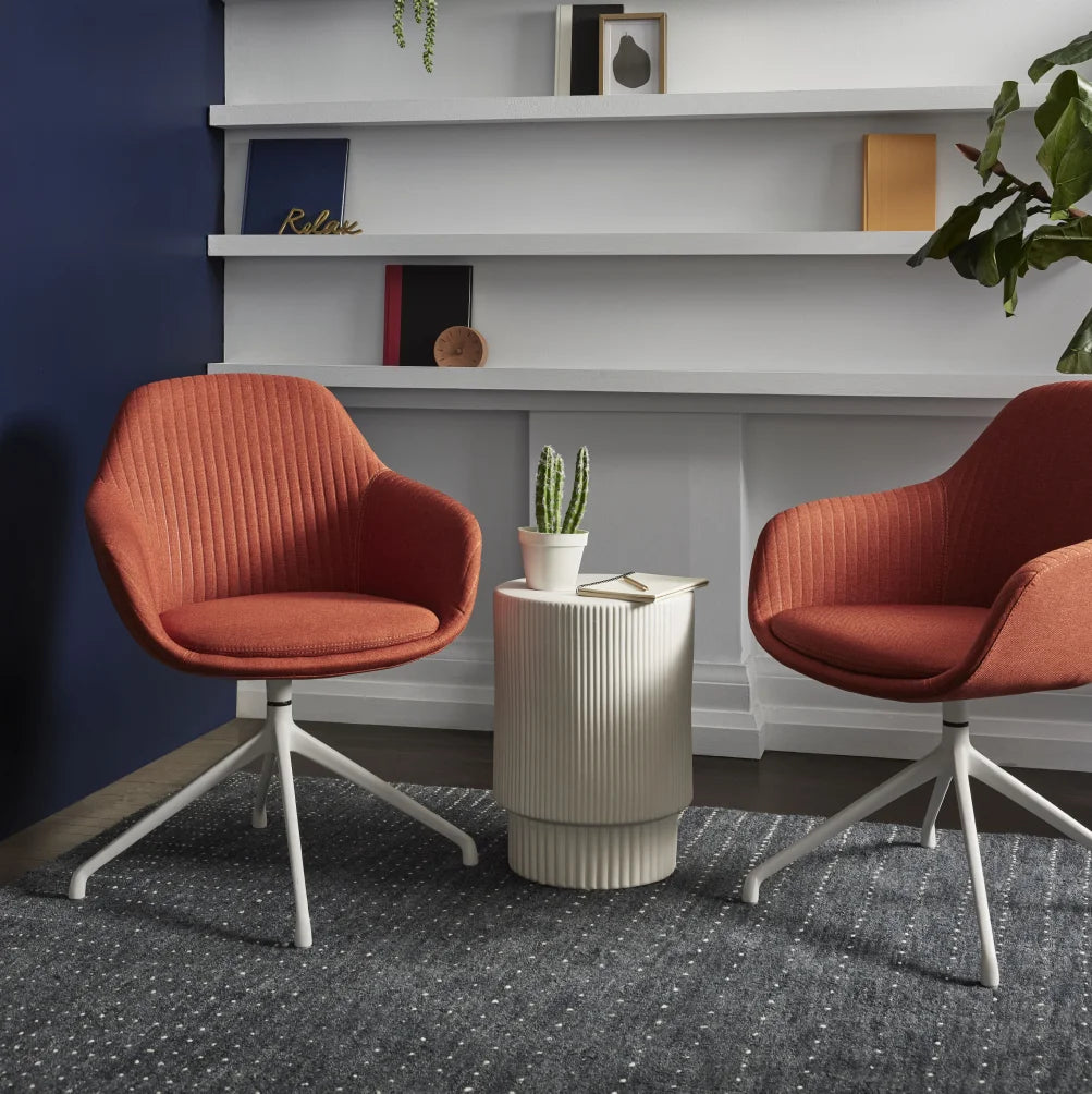 guest-chair_c7f5b3d2-97b3-49e9-9780-ac4245a697f2 Open Box - Guest Chair - Image 1